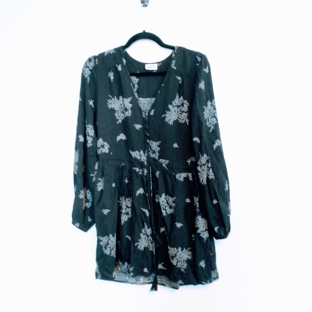 Taroo black long sleeve floral printed dress with drawstring waistband. Size sm